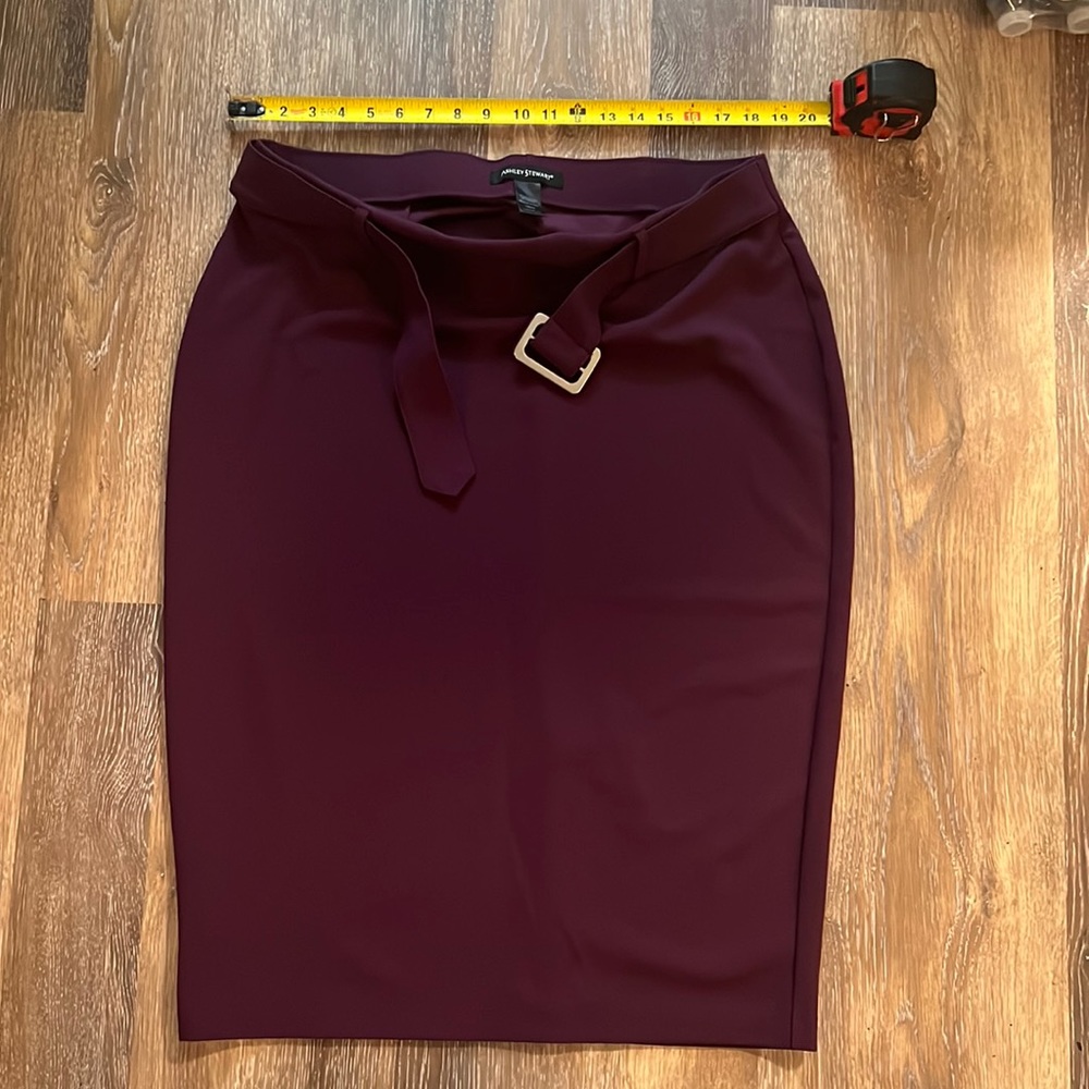 Purple Ashley Stewart size 18/20 belted knit skirt